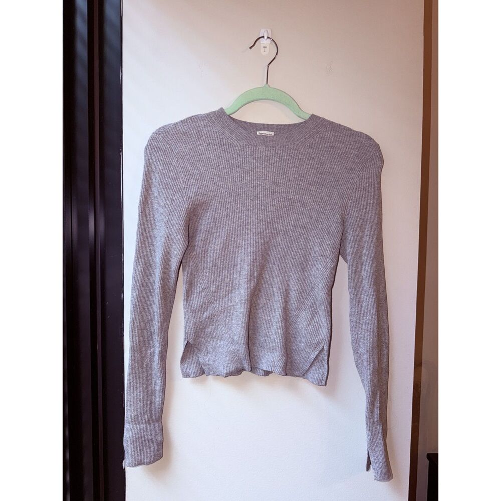 Abercrombie & Fitch Gray Fitted Sweater